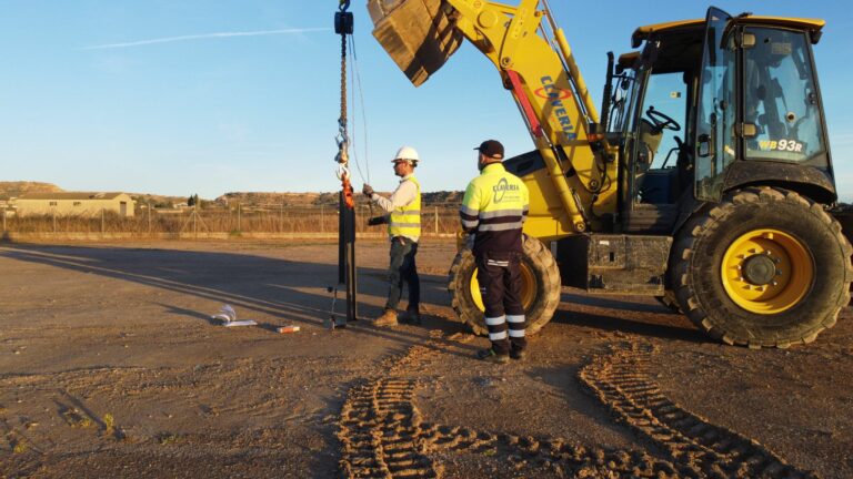 Instal·lació solar en terreny